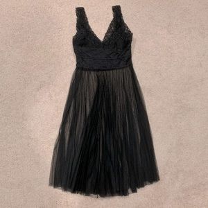 Vintage black sheer lace babydoll nightie slip, hits around knee length sz S/M